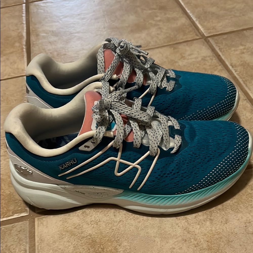 Blue and Pink Athletic Shoes with Breathable Mesh and Cushioning